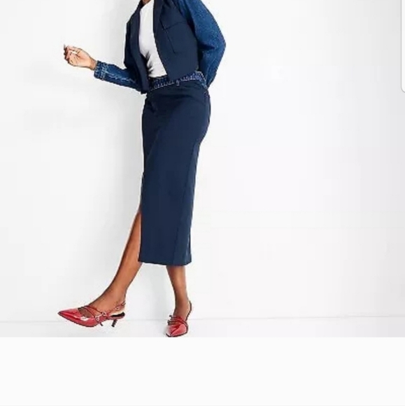 ✨️Two Piece Set ✨️ - Picture 3 of 11